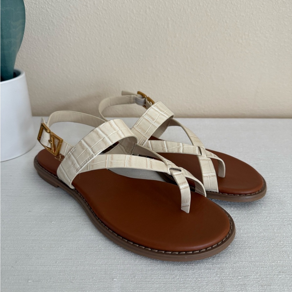 New Franco Sarto Gabby Ivory Faux Leather Strap Flat Sandals